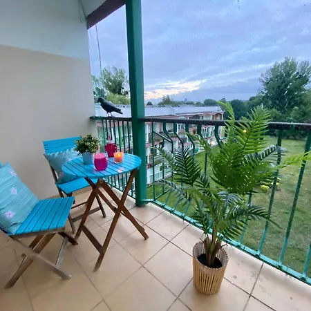Family & Friends, 70 M2 Balcony, Only 3 Min To The Beach! Free Parking Sopot