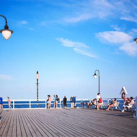 Family & Friends, 70 M2 Balcony, Only 3 Min To The Beach! Free Parking * Sopot