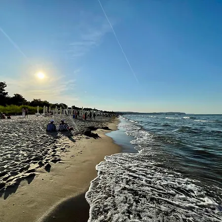 Family & Friends, 70 M2 Balcony, Only 3 Min To The Beach! Free Parking * Sopot