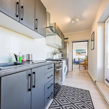 Apartman Family & Friends, 70 M2 Balcony, Only 3 Min To The Beach! Free Parking Sopot